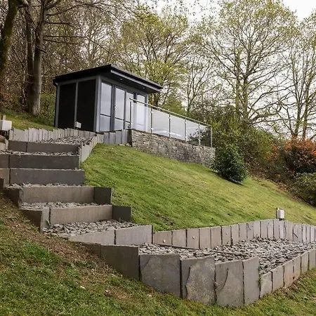 Brantlea Detached 4 Bed Home, Hot Tub, View, Parking, Pet Friendly 度假居 *