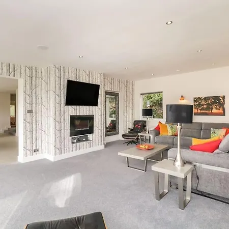 Brantlea Detached 4 Bed Home, Hot Tub, View, Parking, Pet Friendly Vakantiehuis *