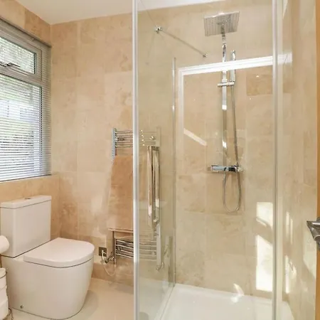Holiday home Brantlea Detached 4 Bed Home, Hot Tub, View, Parking, Pet Friendly