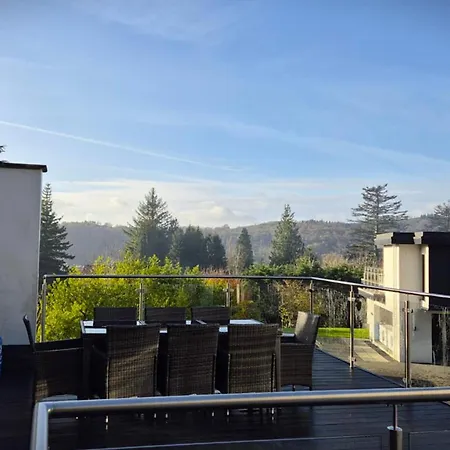 Brantlea Detached 4 Bed Home, Hot Tub, View, Parking, Pet Friendly * Bowness-on-Windermere